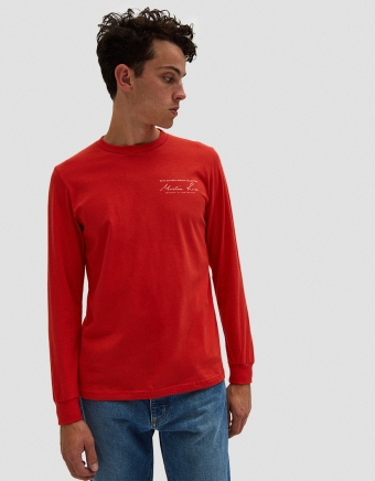 Classic LS T-Shirt in Red