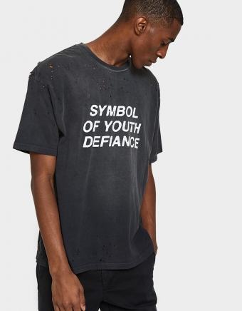 Symbol of Youth Defiance SS Tee in Black