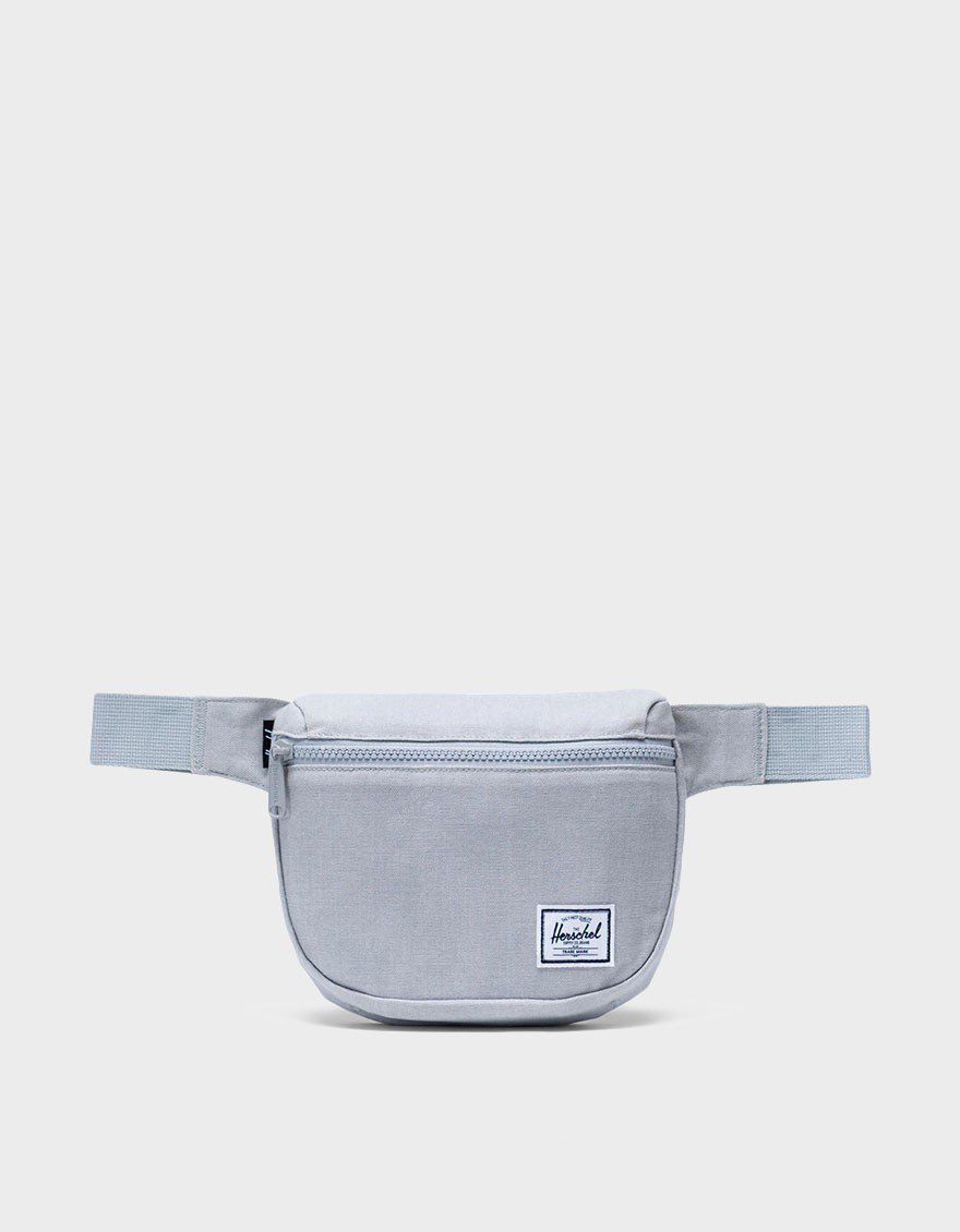 Fifteen Hip Pack in High Rise