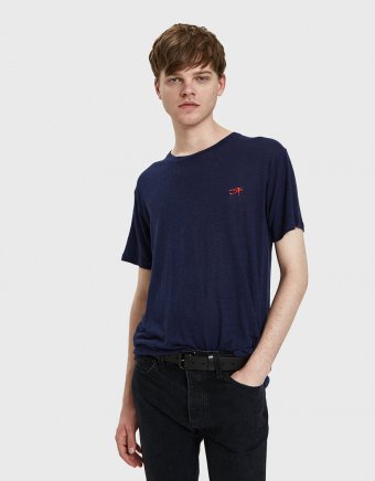 Eye See You Tee in Navy
