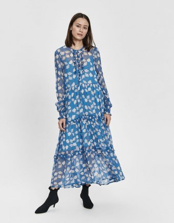 Agi Maxi Dress in Blue Flowersketch