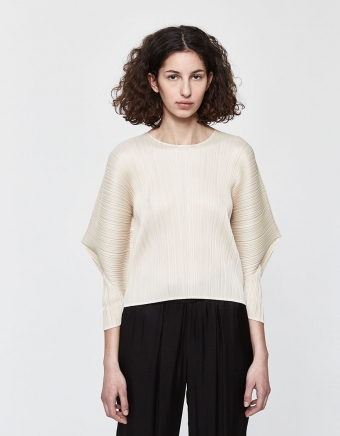 Stilted Form Top