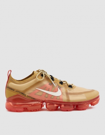 Air Vapormax 2019 Sneaker in Club Gold