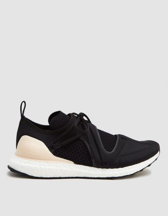 UltraBOOST  T. S. Sneaker in Core Black/Core Black/Soft Apricot