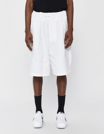 Tailored Oversized Pleated Shorts in White
