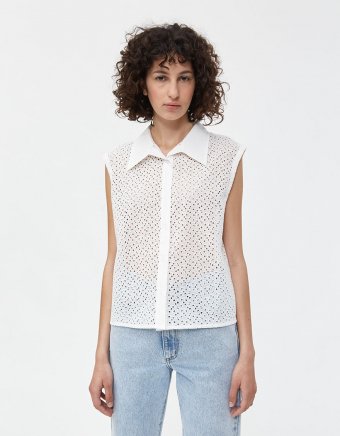 Dabe Top in White Eyelet